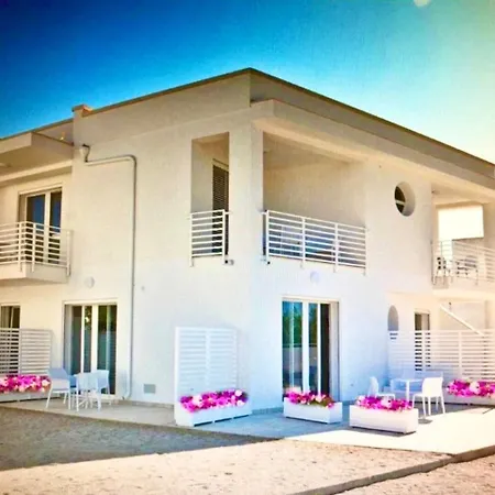 Laura Holiday home Torre Pali